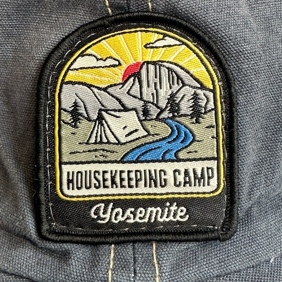 NWOT Techstyles Yosemite Trucker Hat - Picture 2 of 7
